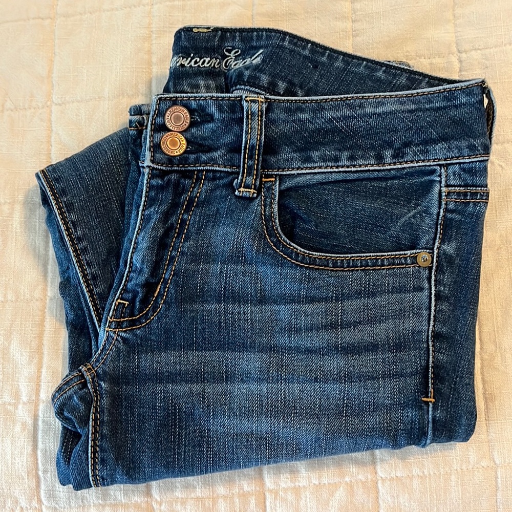 American Eagle Artist Jean